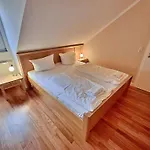 Ahlbeck Haus 2 Apartman *